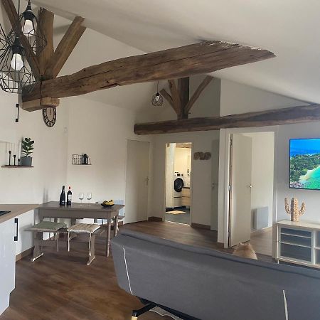 Charmant Appartement Avec Spa Fontenay-le-Comte Exterior photo